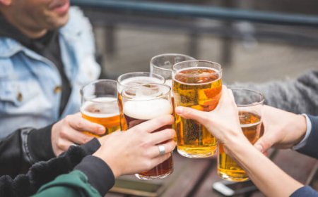 Consumi fuori casa: gli italiani amano la birra