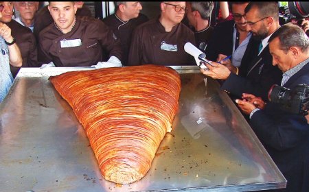 A Napoli realizzata la sfogliatella da record