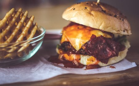 Cheeseburger Day: una festa internazionale per il panino Made in USA