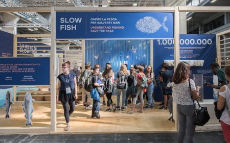 Un mare di plastica: a Terra Madre focus sui rifiuti in mare