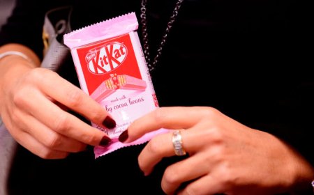 Arriva in Italia il nuovo KitKat Rosa con fave di cacao Ruby
