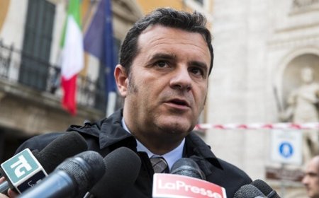 Centinaio annuncia cambio vertici Enit