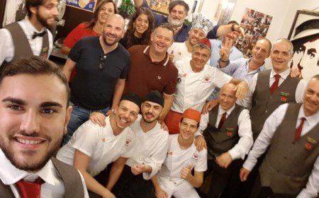 I giudici di Masterchef Australia in visita a Napoli