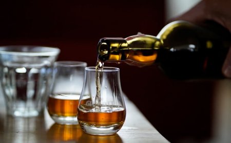 Alcol: una bottiglia su quattro ha una provenienza illecita
