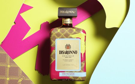 Quest'anno la limited edition Disaronno è firmata Trussardi