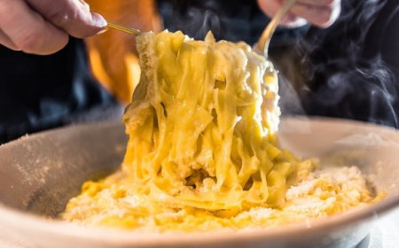 Le Fettuccine Alfredo celebrate da "Alfredo alla Scrofa" ed Every Child is My Child