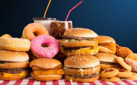 Provato il legame fra cibo spazzatura e disturbi mentali