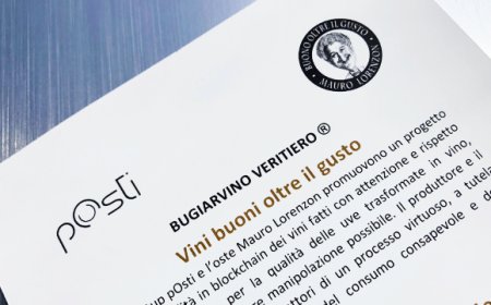 pOsti e Mauro Lorenzon con il "Bugiarvino veritiero®" presentato a VinNatur