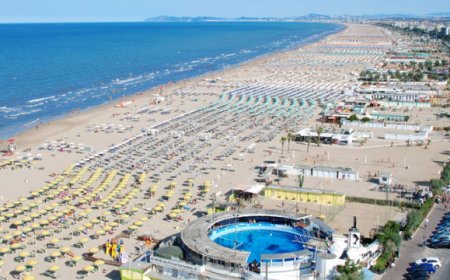 Sulla riviera romagnola 3.000 stagionali da arruolare