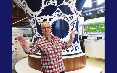 La cuoca italiana degli USA Lidia Bastianich in viaggio per conoscere l'Amarena Fabbri