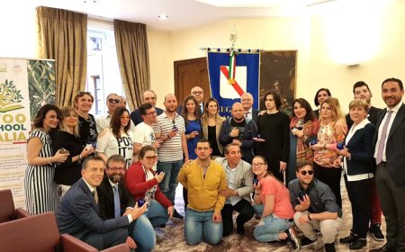 Non vedenti e ipovedenti a scuola di olio con Evoo School Italia