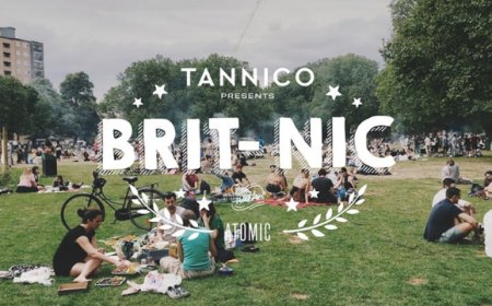 Il Double Decker di Tannico incontra la musica dell'Atomic Bar