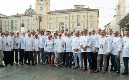 La Notte dei Maestri del Lievito Madre a Parma chiude con 1 tonnellata di panettoni