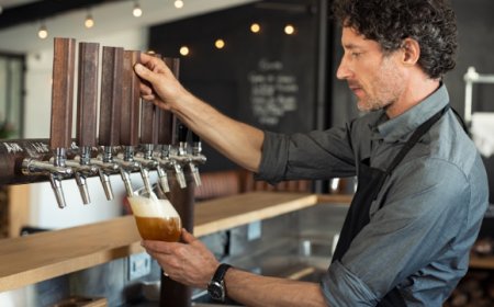 Birra, istruzioni per l'uso: i suggerimenti di AssoBirra per gustarla al meglio