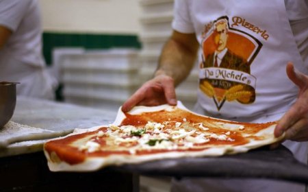 L’Antica Pizzeria da Michele apre a Bologna la sua dodicesima sede