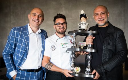 Albachiara e Martucci consegnano il Trofeo Pulcinella al pizzaiolo Giacomo Garau