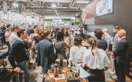 Caffè Milani a Host fra brewing, latte art e confronti spettacolari