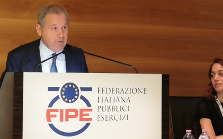 Lino Enrico Stoppani confermato alla guida di Fipe