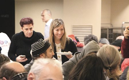 Un Pasto Sospeso: continuano le cene solidali di Camst Group e Cucine Popolari