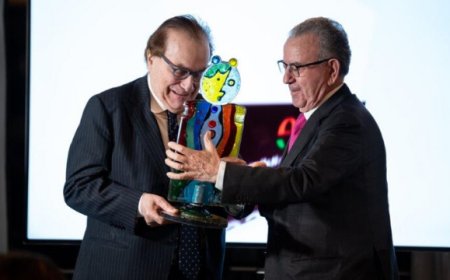 Patrizio Podini premia Franco Maria Ricci nel nome delle eccellenze italiane