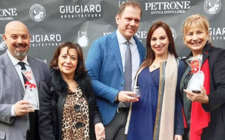 Rosario Lopa alla presentazione del Bicchiere Bufala di Distilleria Petrone