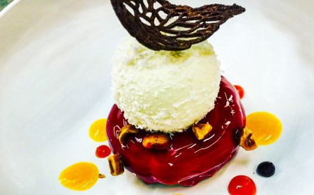 Alessandro Borghese firma il dessert di san Valentino al suo AB- Il Lusso della Semplicità