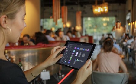 OpenTable sulla scelta del ristorante: quasi la metà si affida alle recensioni online