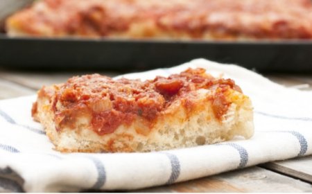 Lo sfincione bianco di Bagheria vince lo Sfincione Festival a Palermo