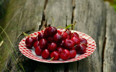 Il clima impazzisce e i prezzi della frutta subiscono un'impennata