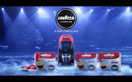Lavazza: Musical in Paradiso con A Modo Mio e miscela Qualità Rossa