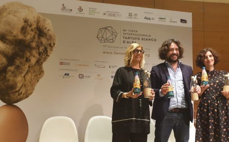 S.Bernardo acqua ufficiale della Fiera Internazionale del Tartufo Bianco d'Alba