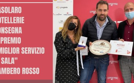 Casolaro Hotellerie consegna il premio "Miglior Servizio di Sala" Gambero Rosso