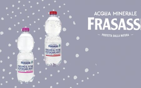 Acqua Frasassi ora nelle nuove bottiglie in rPet