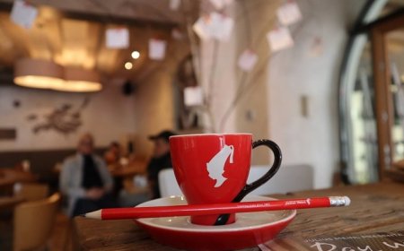 Julius Meinl al Festivaletteratura con la sua formula Pay With a Poem