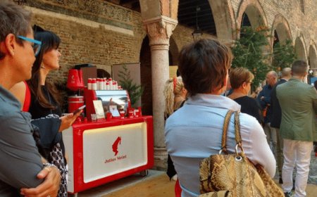 Julius Meinl, il caffè dei poeti, torna al Festivaletteratura