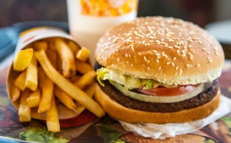 Burger King Italia: al via i test per la prenotazione dei tavoli