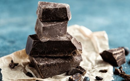 Perugina Nero propone i perfetti abbinamenti del fondente con il pane con due esperti dell'enogastronomia
