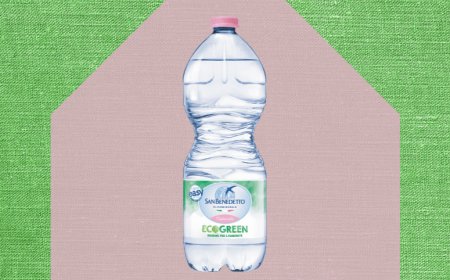 San Benedetto presenta il restyling della bottiglia di 1L Easy della linea Ecogreen