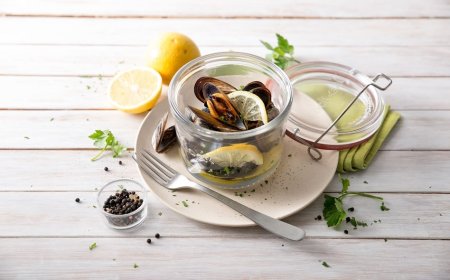 Collezione Lock-Eat di Luigi Bormioli: un'alleata versatile per le ricette estive