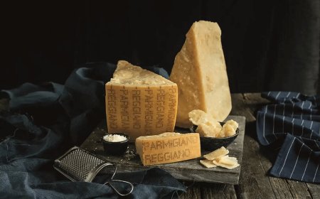 Parmigiano Reggiano: nel primo semestre 2020 vola l'export (+11,9%)