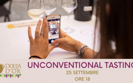 Nel salotto Douja D'Or la "degustazione non convenzionale" sui nuovi linguaggi per raccontare il vino