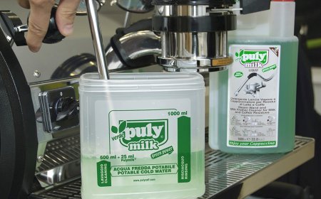 I prodotti pulyCAFF per un espresso migliore e un bar più sicuro