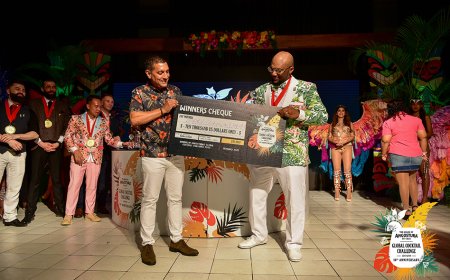 Marv Cunningham vince l'Angostura® Global Cocktail Challenge