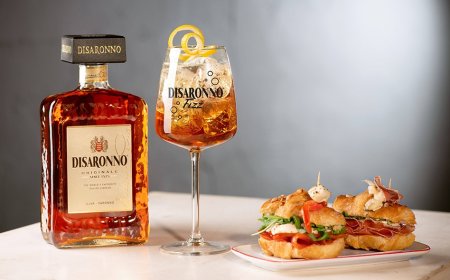 Disaronno Fizz, il cocktail che rende il brunch a casa ancora più speciale