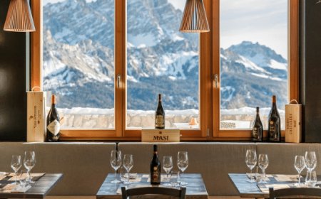 Riapre la spettacolare terrazza del Masi Wine Bar di Cortina