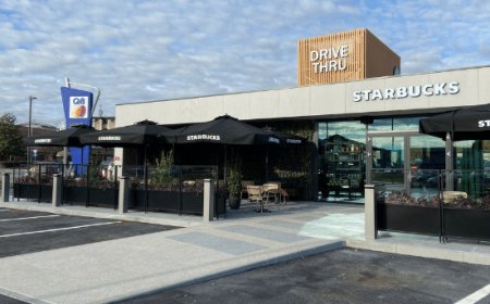 Apre il primo Drive Thru di Starbucks in Italia