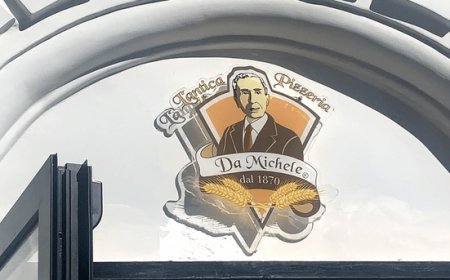 Nuovo indirizzo per l'Antica Pizzeria da Michele che inaugura oggi il nuovo locale a Bari