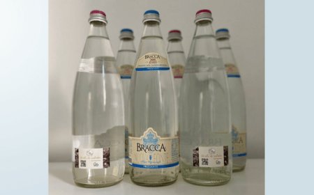 Il Gruppo Bracca dedica la retroetichetta a “P-ART. Una pietra sopra l’altra”