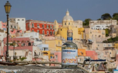 Corricella Gin al fianco di Blu Oyster per la Vesuvio Race