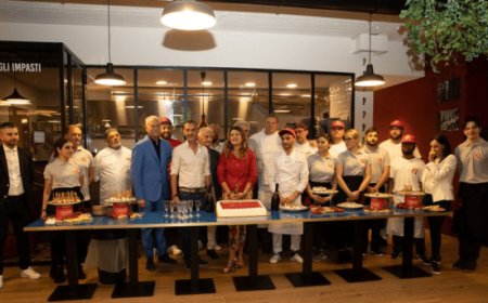 Rossopomodoro apre a Salerno